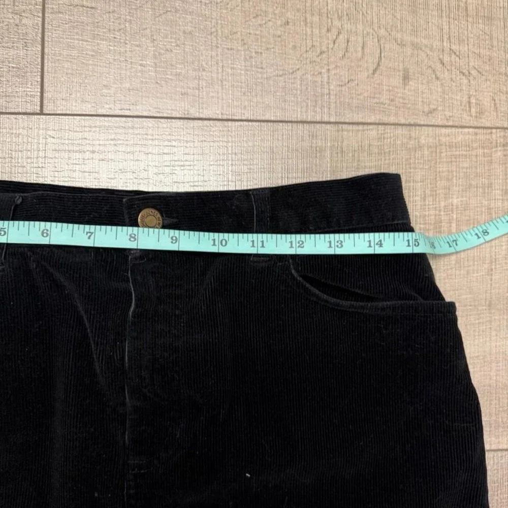 90s Black Corduroy‎ Mini Skirt | Minimal Vintage Core